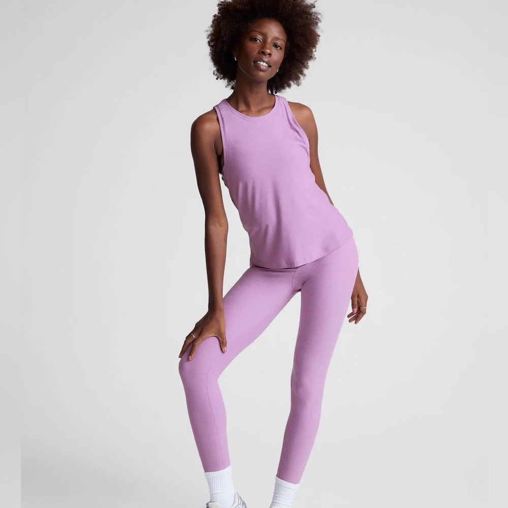 Beyond Yoga Featherweight Rebalance Tank - Picture 3 of 3